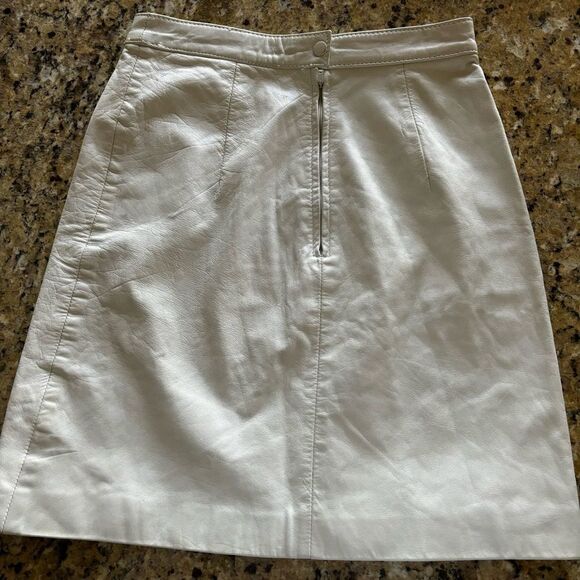 Vintage White Real Leather‎ Pencil Lined Skirt Bermans size 6 - Picture 2 of 9